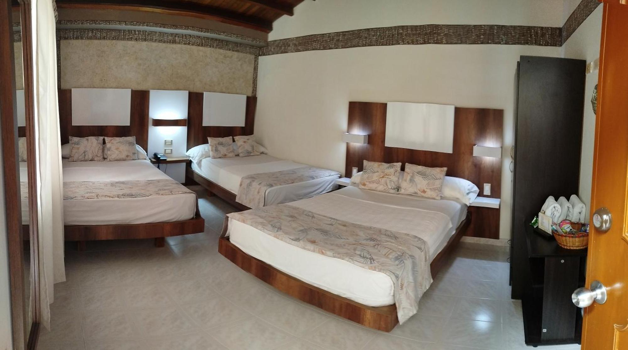 Hotel Casa Aragon Картаго Экстерьер фото
